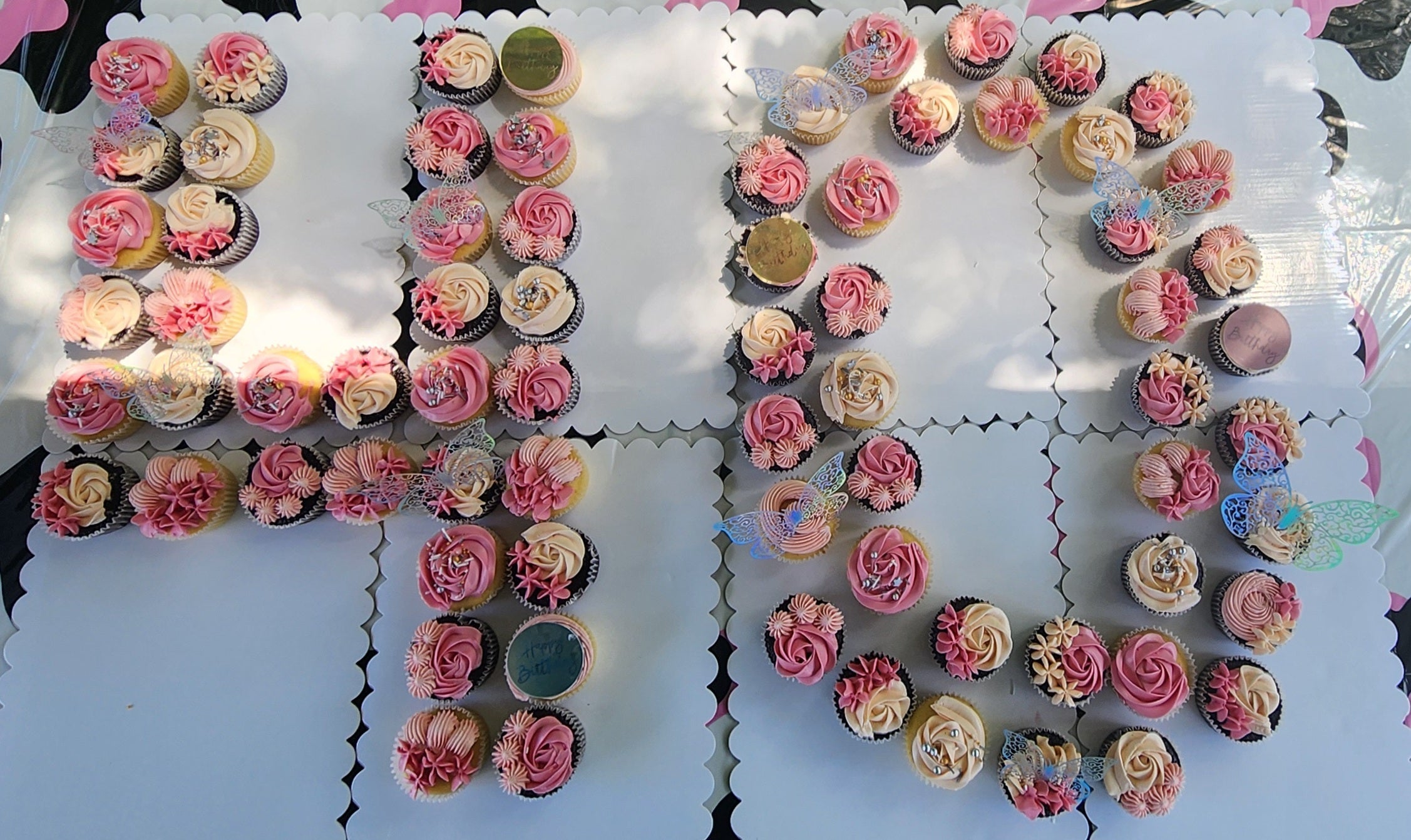 Cupcakes - 6 for $25