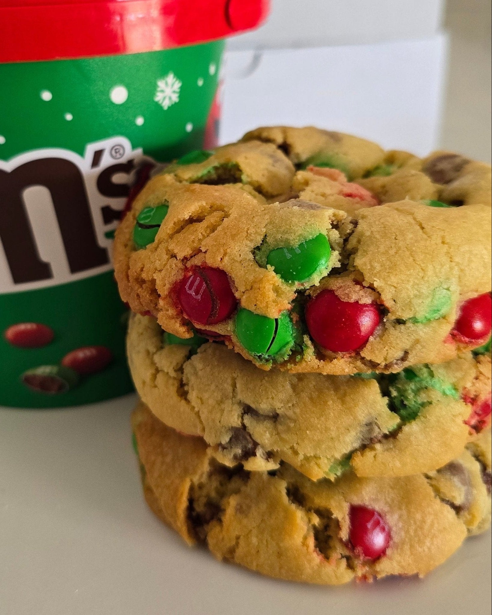 Christmas M&M NYC style chunky cookies - Baking Memories with Matilda